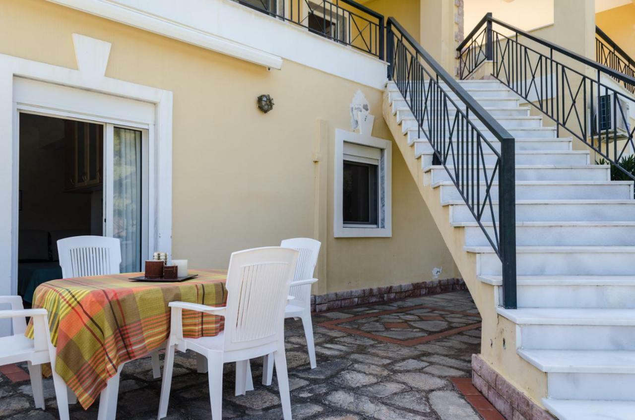 Kyrana Apartments Paliouri Buitenkant foto